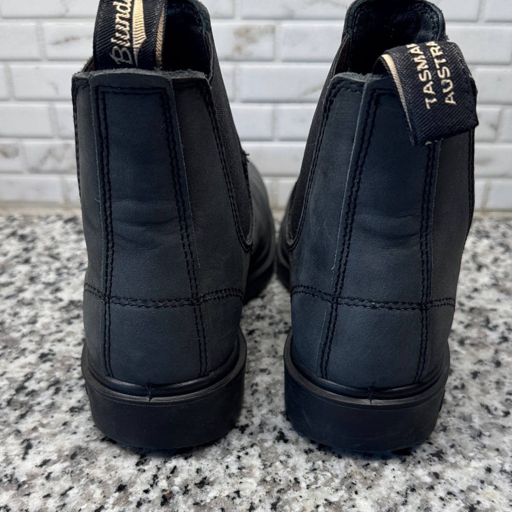 Blundstone Rustic Black Dress Boots - Picture 7 of 14